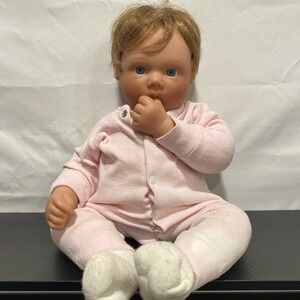 Lee Middleton Baby Doll 1995 Thumb Sucker 071294 Brown Hair and Blue Eyes